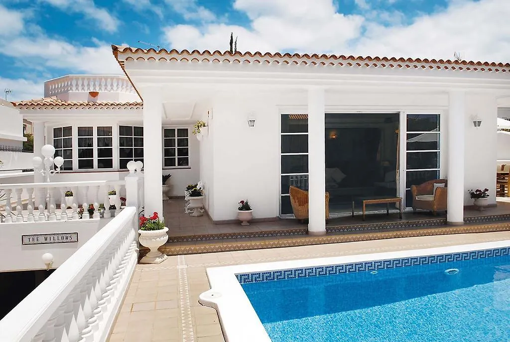 The Willows Villa Callao Salvaje